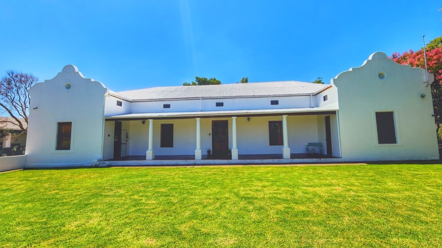 To Let 5 Bedroom Property for Rent in Paarl Rural Western Cape